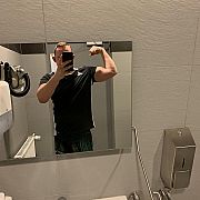 MrTrue - mężczyzna, 33 lat, Den Haag