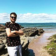 Bmj - muž, 34 let, Livingston