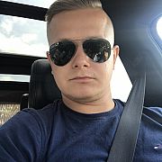 Frontsize90 - muž, 35 let, Essen