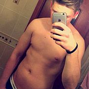 DonVito669 - mężczyzna, 27 lat, Warszawa