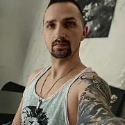 Pumasneak - muž, 33 let, Gütersloh