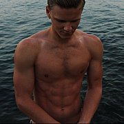 Dom69nik - mężczyzna, 26 lat, Warszawa