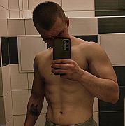 Kacpi001 - mężczyzna, 27 lat, Warszawa