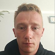 Sativ - muž, 33 let, London