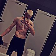 Heroadrian - mężczyzna, 26 lat, Żory
