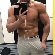 David22215 - mężczyzna, 30 lat, Katowice