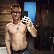 SzukamParyDoTrojkata - mężczyzna, 33 lat, Kraków