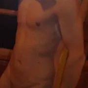 Showingb0y