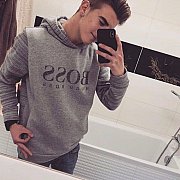 Szymon18m - mężczyzna, 24 lat, Katowice