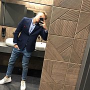 Adrian16 - mężczyzna, 23 lat, Wałbrzych