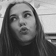 Aniaaa22 - žena, 23 let, Warszawa