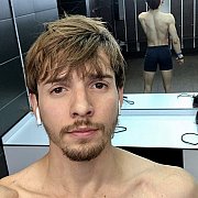 Kacperthere - mężczyzna, 31 lat, Warszawa