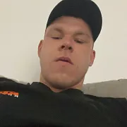 RooBiiNHood