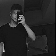 Ahshhddnjd - мужчина, 24 лет, Białystok