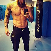 Busta - mężczyzna, 39 lat, Warszawa
