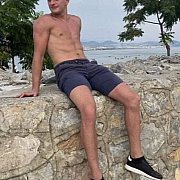 XBoy19 - mężczyzna, 23 lat, Olsztyn