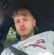 Adameka69 - muž, 23 let, Gdynia