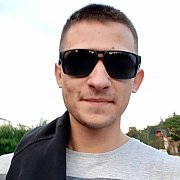 Baksiu9 - mężczyzna, 28 lat, Katowice