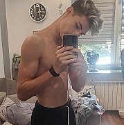 Oreozi12345 - mężczyzna, 23 lat, Warszawa