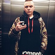 Frodoe - mężczyzna, 23 lat, Koszalin
