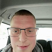 Adam25mi - mężczyzna, 28 lat, Ciechanów