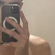 Youngbako - mężczyzna, 28 lat, Oleszyce