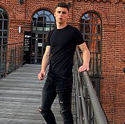 Bartekk20458 - mężczyzna, 22 lat, Łódź