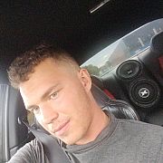 Nieoznakowany - mężczyzna, 26 lat, Tilburg