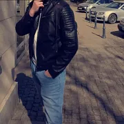 Gfbhyfvhhg