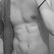 Bsjsbsussbsidbs - mężczyzna, 21 lat, Kraków