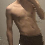 Konrad2005 - mężczyzna, 21 lat, Warszawa