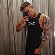 Tadek69666999 - mężczyzna, 23 lat, Warszawa