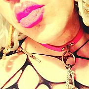 WytwornaDAMAiPLUGAWAkurwa - trans, 44 years, London