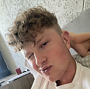 Makssss145 - mężczyzna, 21 lat, Warszawa