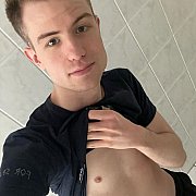 Bartoszz222 - mężczyzna, 25 lat, Lublin