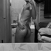 YoungboyY18 - мужчина, 21 лет, Warszawa