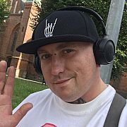 LukiZaprasza - мужчина, 33 лет, Kraków