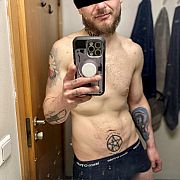Acod1n - mężczyzna, 31 lat, Kópavogur