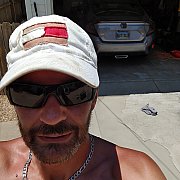 New3Sum - paar (frau 46 Jahre, mann 43 Jahre), Wichita