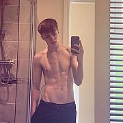 TeodorOk21 - mężczyzna, 21 lat, Warszawa