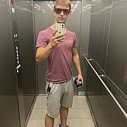 Poshliak - mężczyzna, 28 lat, Warszawa