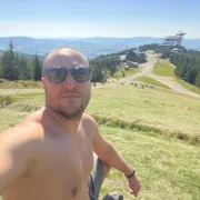 Jurek93 - mężczyzna, 32 lat, Wesel