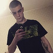 Krzyyysiek - mężczyzna, 24 lat, Jarocin