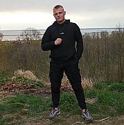 Kacperoo8886 - mężczyzna, 21 lat, Gdańsk