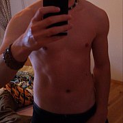 Pabl0uwu - mężczyzna, 22 lat, Mrągowo