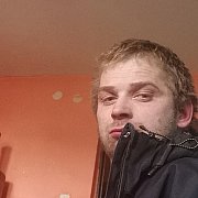 Maniekkkkfdfr - mężczyzna, 35 lat, Trzcianka