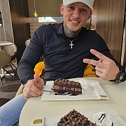 Lubiesexcodzien - mężczyzna, 28 lat, Thun