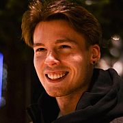 Esviar - mężczyzna, 21 lat, Poznań