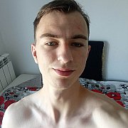 Konradhot18 - mężczyzna, 21 lat, Wieruszów