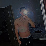 Hubcio625 - mężczyzna, 21 lat, Katowice